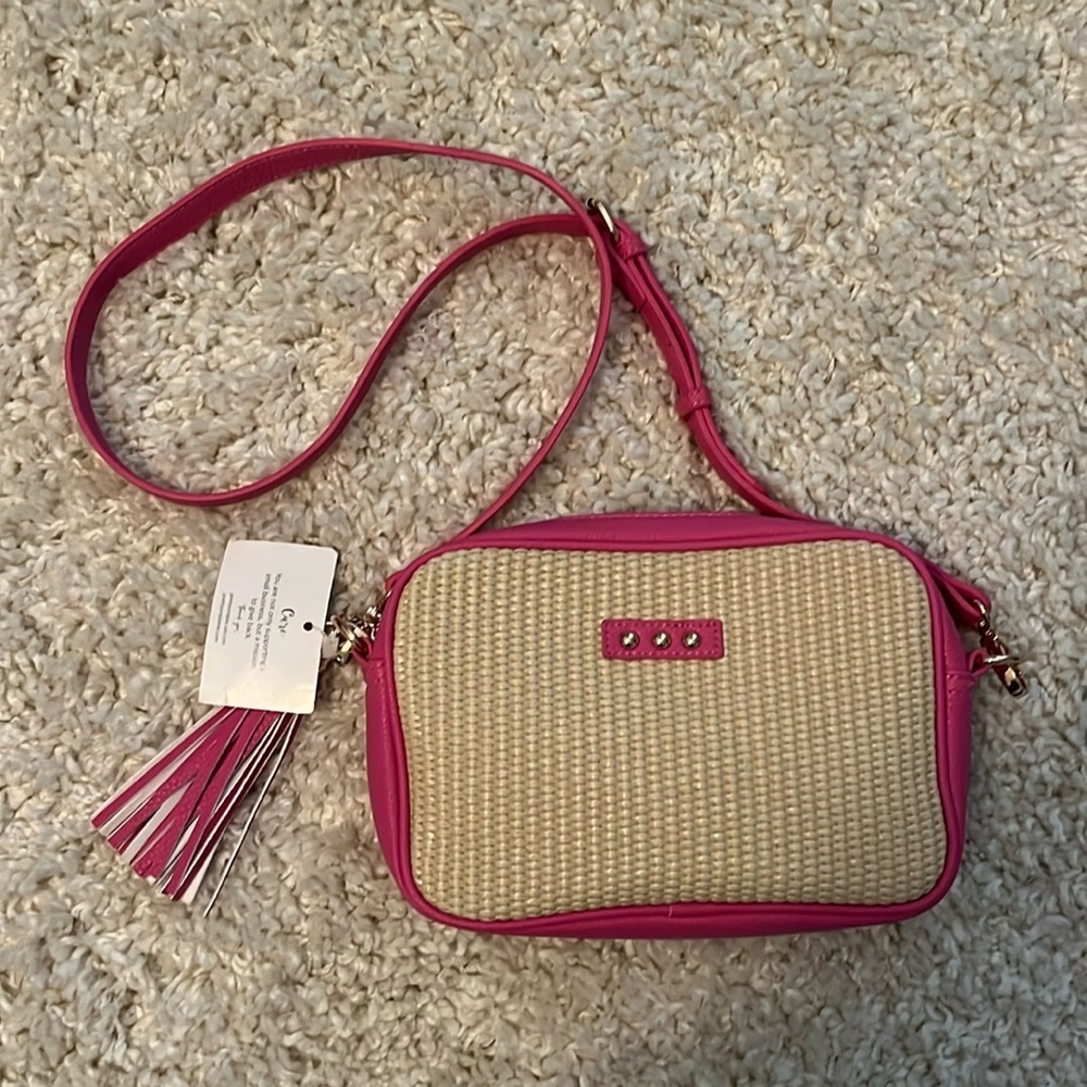 NEW Pretty simple pink purse